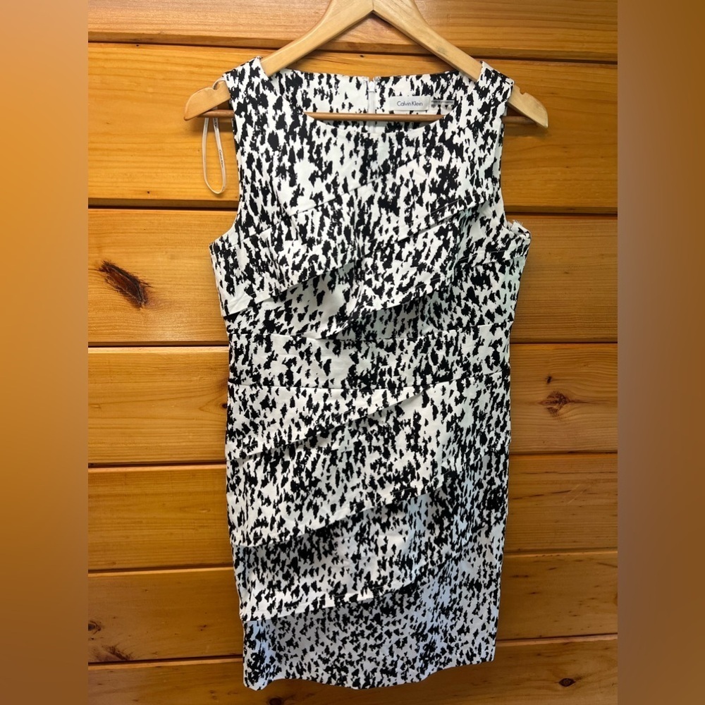 Calvin Klein Layered Sleeveless Sheath Dress Women’s 10